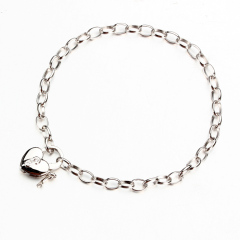 925 Silver Oval Chain Bracelet With Heart Lock Clasp