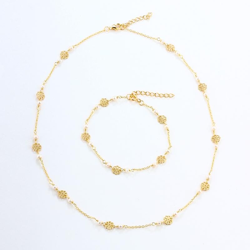 925 Silver Fancy Flower Pearl Necklace