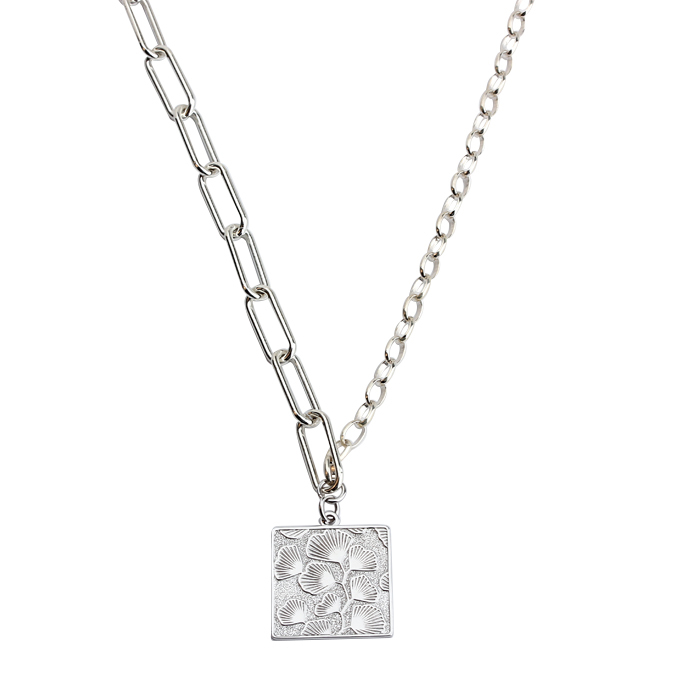 925 Sterling Silver Hammered Suqare Charm Necklace