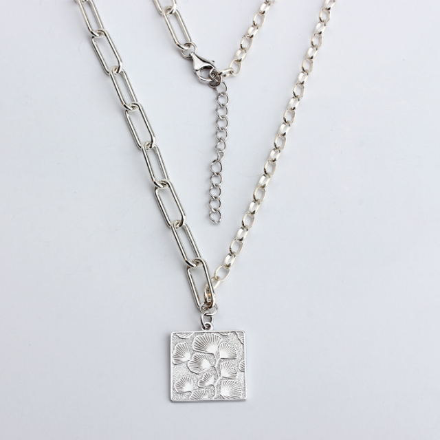 925 Sterling Silver Hammered Suqare Charm Necklace