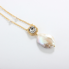 925 Sterling Silver Square Crystal And Baroque Necklace