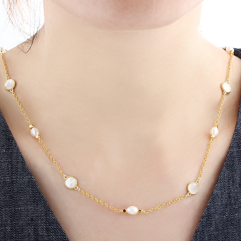 925 Sterling Silver Round Mother Pearl Necklace