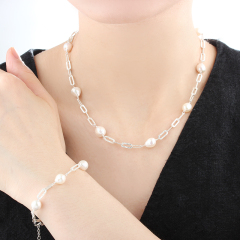 925 Sterling Silver Baroque Pearl with Brushed Paperclip Chain Bracelet