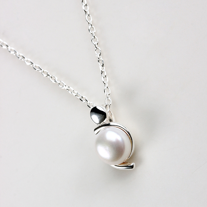925 Sterling Silver Freshwater Pearl Pendant Necklace