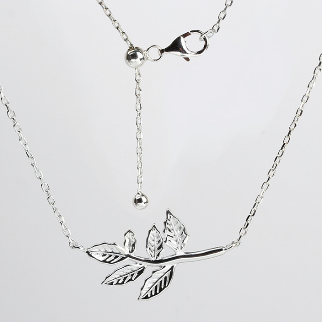 925 Sterling Silver Adjustable Branch and Leaf Pendant Necklace