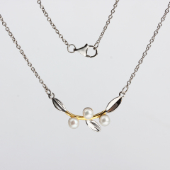 925 Sterling Silver Two-Tone Leaf and Freshwater Pearl Pendant Necklace