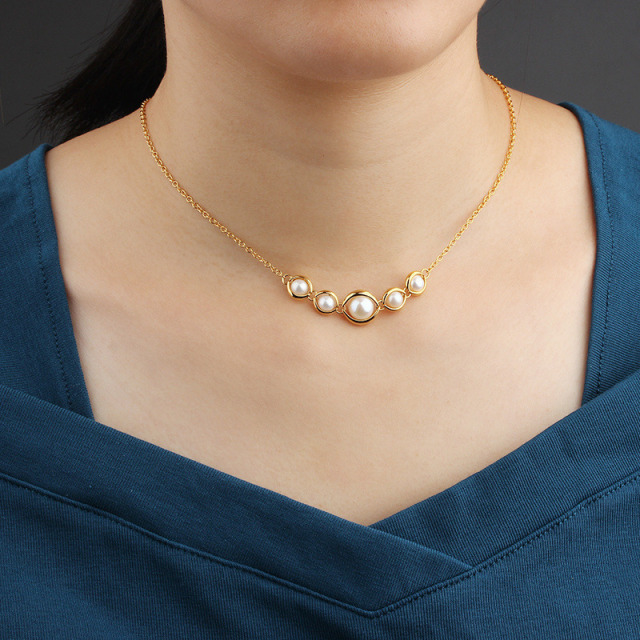 925 Sterling Silver Gold Textured Round Pendant Necklace with Freshwater Pearl Accent