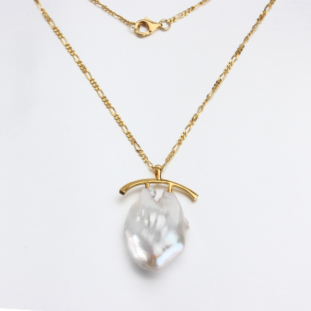 925 Sterling Silver Gold Adjustable Figaro Chain Necklace with Baroque Pearl Pendant