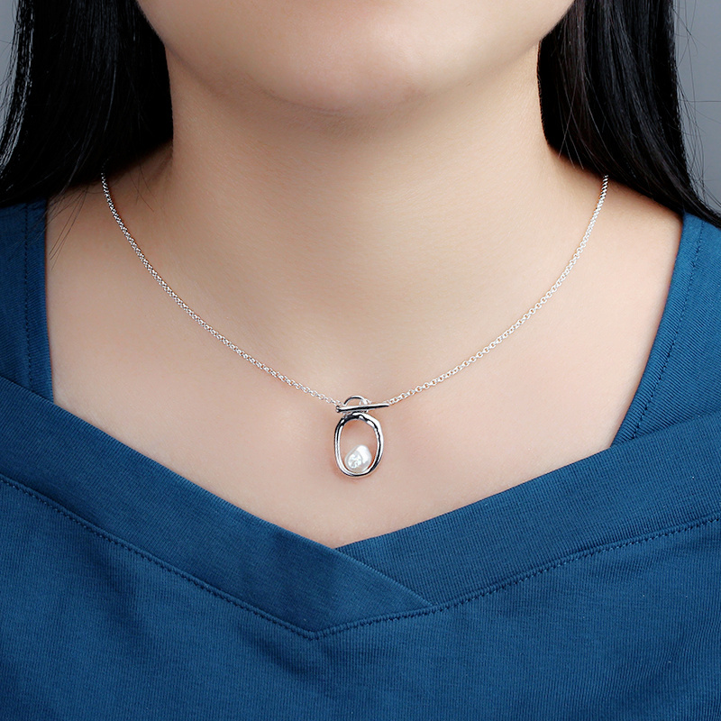 925 Sterling Silver T-Bar Pendant Necklace with Baroque Pearl Accent