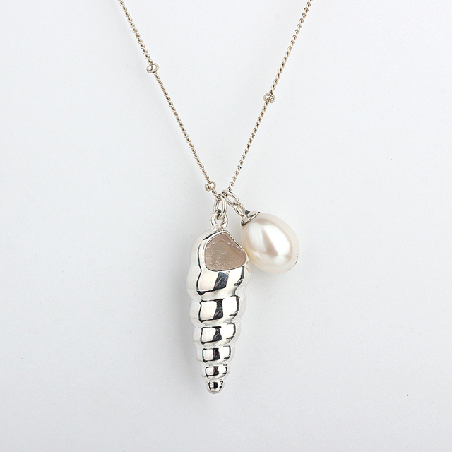 925 Sterling Silver Shell Pendant Necklace with Freshwater Pearl Accent