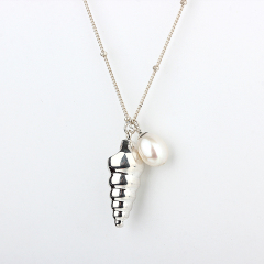 925 Sterling Silver Shell Pendant Necklace with Freshwater Pearl Accent