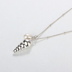 925 Sterling Silver Shell Pendant Necklace with Freshwater Pearl Accent