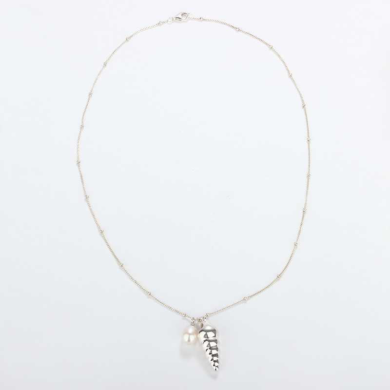 925 Sterling Silver Shell Pendant Necklace with Freshwater Pearl Accent