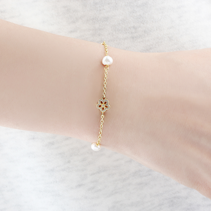 925 Sterling Silver Flower and Pearl Bracelet