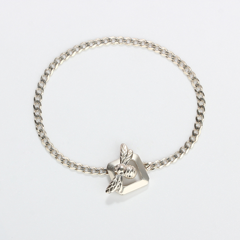 925 Sterling Silver Bee Toggle Bracelet