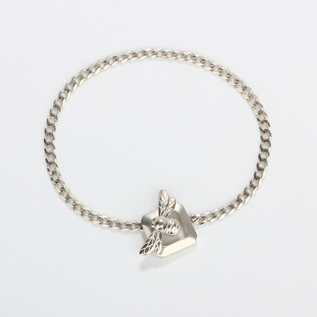 925 Sterling Silver Bee Toggle Bracelet
