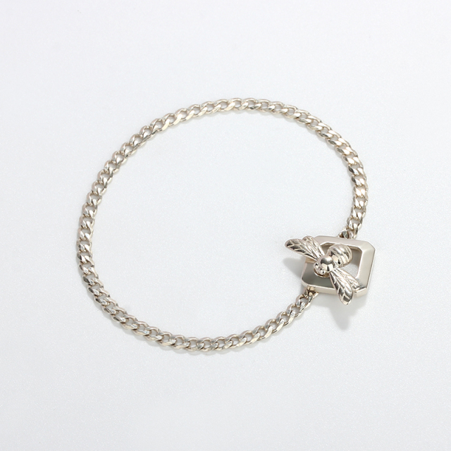925 Sterling Silver Bee Toggle Bracelet