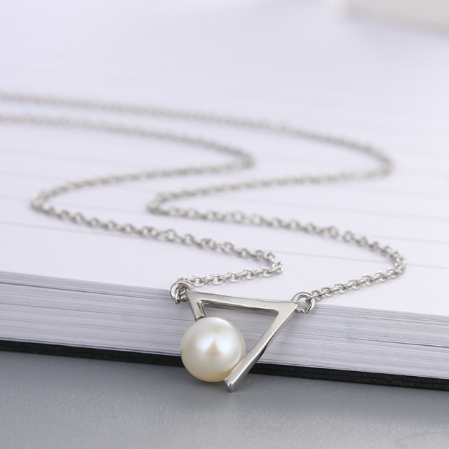 925 Sterling Silver Triangle Clip Pearl Charm Necklaces
