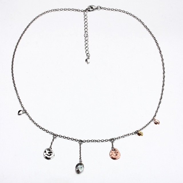 925 Sterling Silver Baroque Pearl  Leaf And Disc Necklace