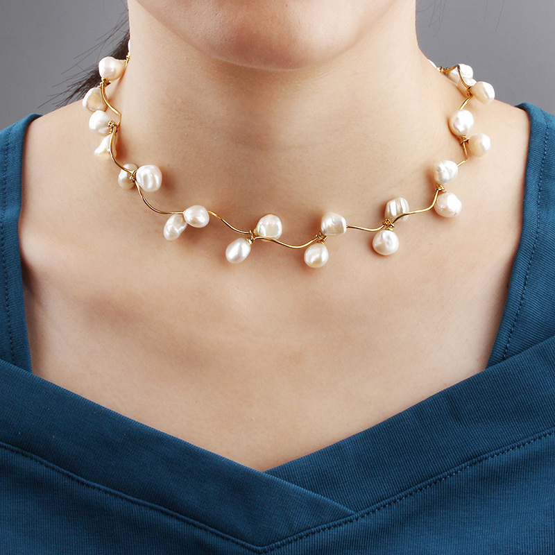 925 Sterling Silver Baroque Pearl Floral Necklace