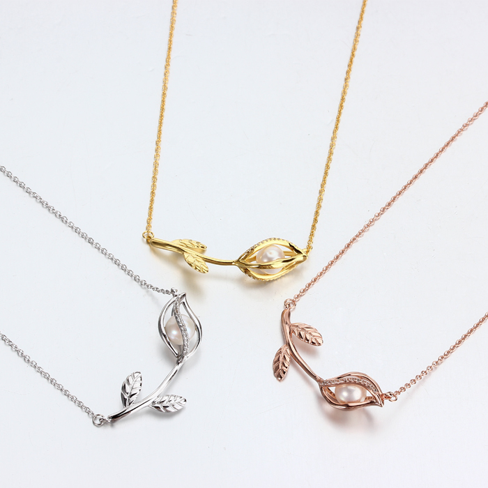 925 Sterling Silver Freshwater Pearl Flower Necklaces For Women