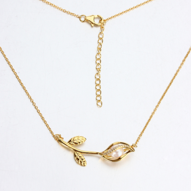 925 Sterling Silver Freshwater Pearl Flower Necklaces For Women