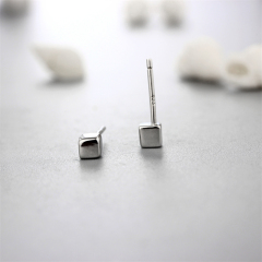 925 Sterling Silver Cube Stud Earrings