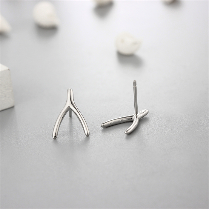 925 Sterling Silver Brushed Y Fork Stud Earrings