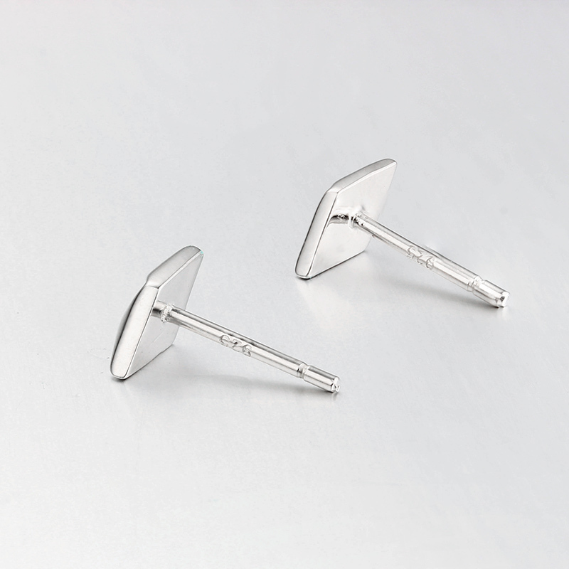 925 Sterling Silver Diamond Shape Stud Earrings