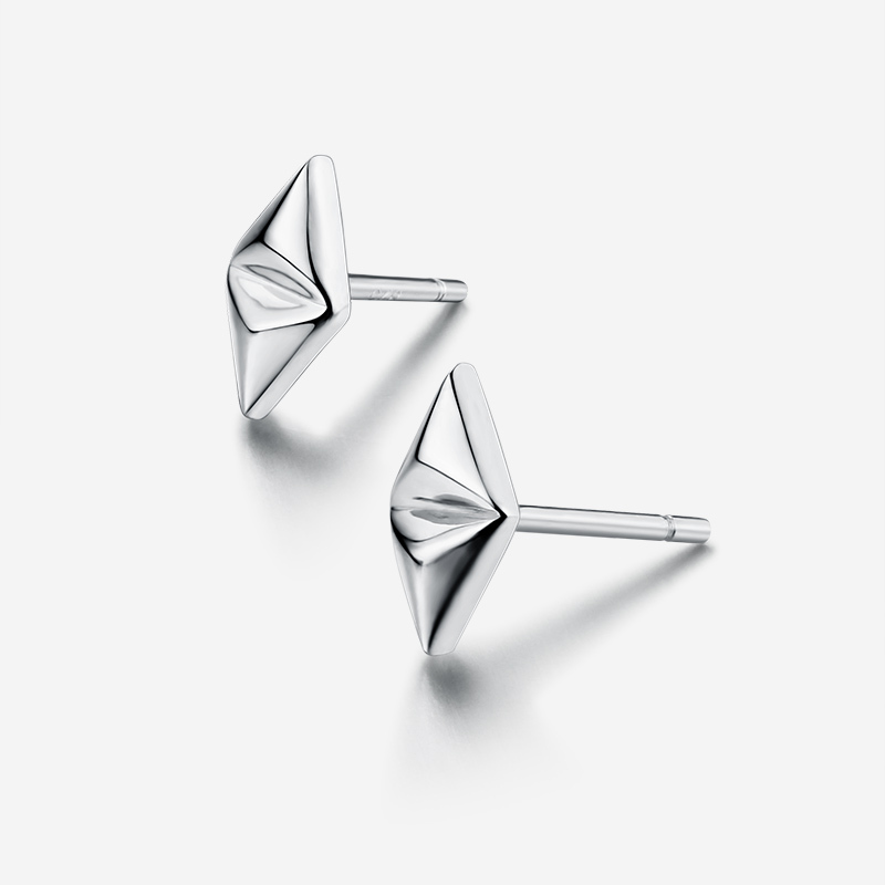 925 Sterling Silver Diamond Shape Stud Earrings