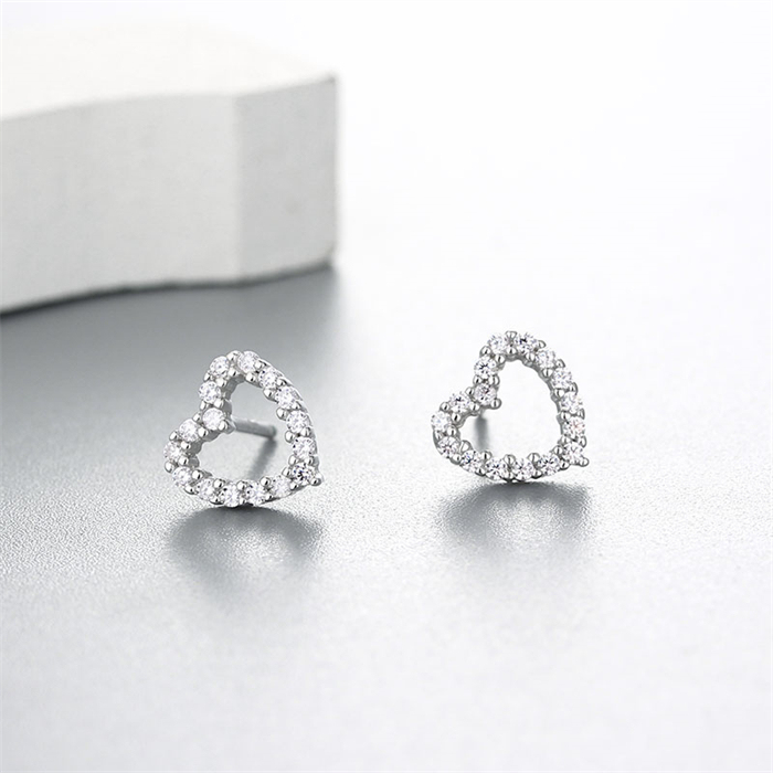 925 Sterling Silver Heart Stud Earrings