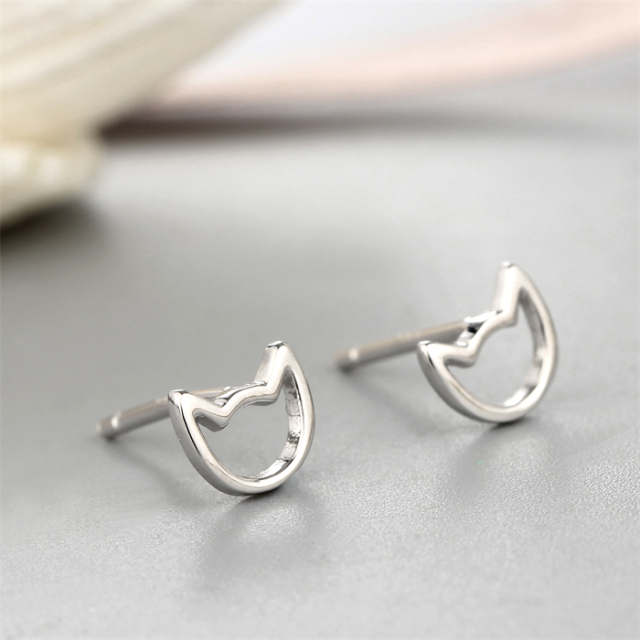 925 Sterling Silver Cute Simple Hollow Cat Stud Earrings