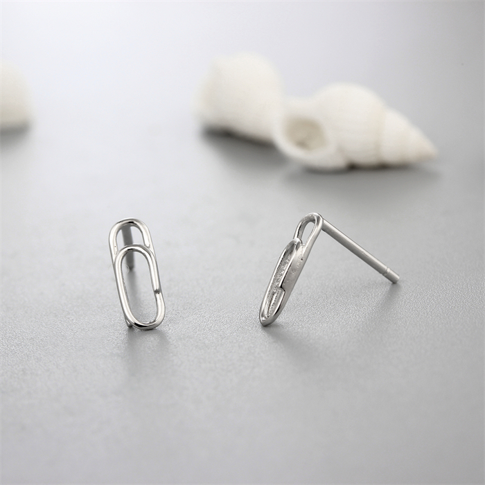 925 Sterling Silver Paperclip Stud Earrings