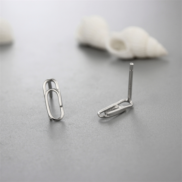 925 Sterling Silver Paperclip Stud Earrings