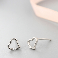 925 Sterling Silver CZ Heart Stud Earrings