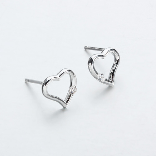 925 Sterling Silver CZ Heart Stud Earrings