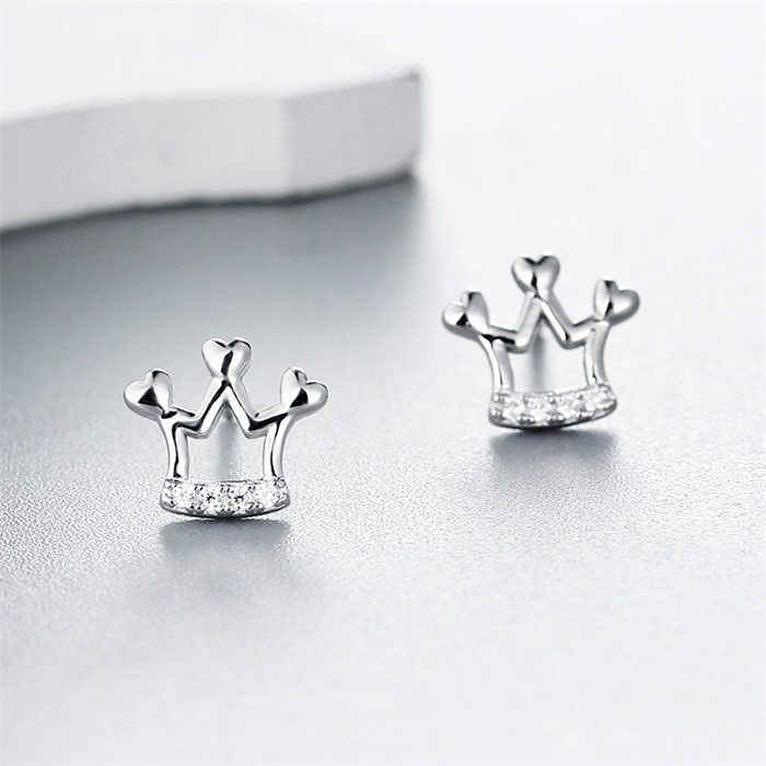 925 Sterling Silver Heart CZ Stud Earrings