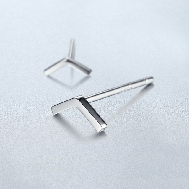 925 Sterling Silver Stud Earrings