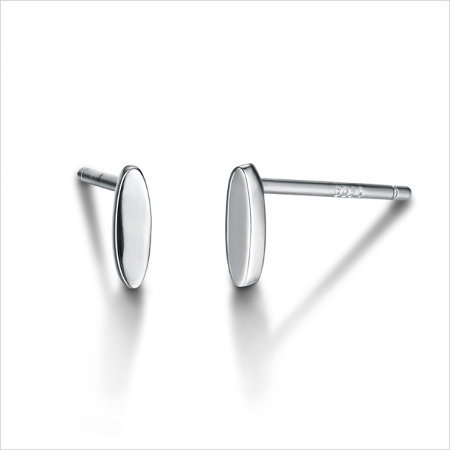 925 Sterling Silver Oval Stud Earrings