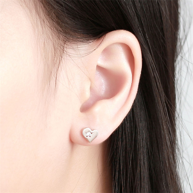 925 Sterling Silver CZ Heart Stud Earrings