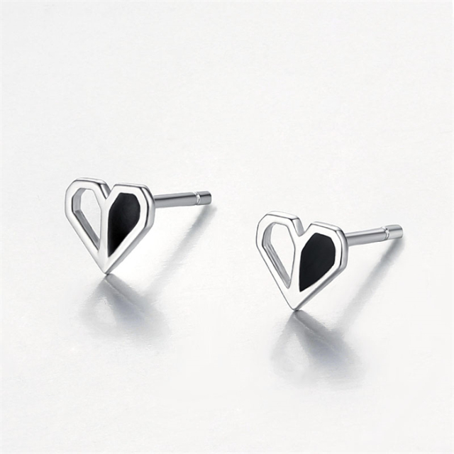 925 Sterling Silver Heart Stud Earrings