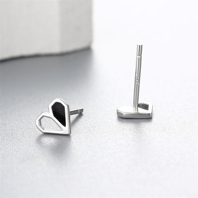 925 Sterling Silver Heart Stud Earrings