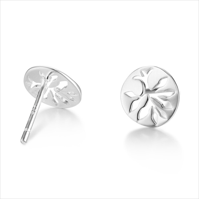 925 Sterling Silver Fresh Leaf Stud Earrings