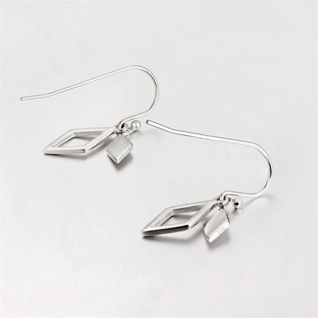 925 Sterling Silver Diamond Shaped Drop Hook Earrings