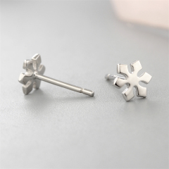 925 Sterling Silver Snowflower Stud Earrings
