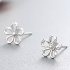 925 Sterling Silver Hollow Flowers Stud Earrings
