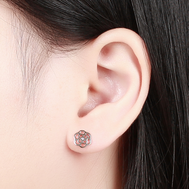 925 Sterling Silver Hollow Circular Stud Earrings