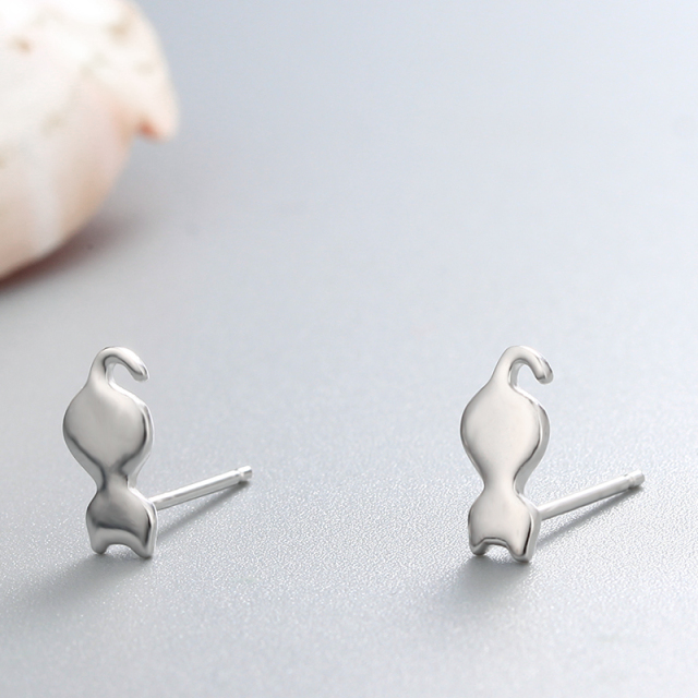 925 Sterling Silver Cute Cat Stud Earrings Design