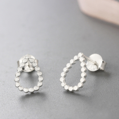 925 Sterling Beautiful Oval Shape Stud Earrings