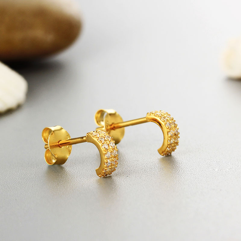 925 Sterling Silver CZ Stones Stud Earrings